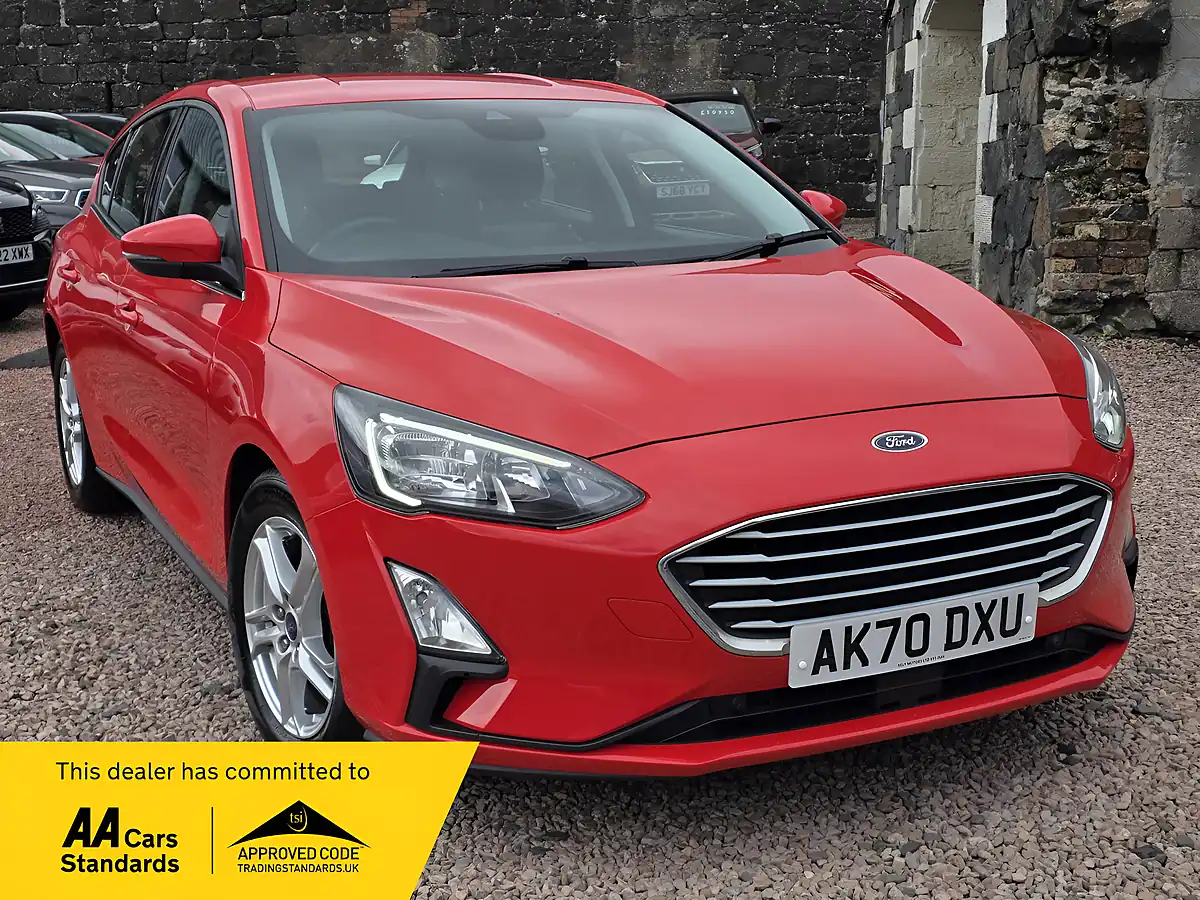 Used 2020 Ford Focus Zetec Red - Front View