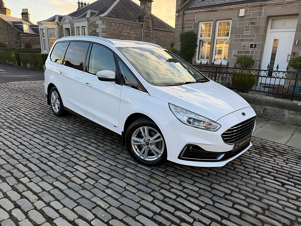 Used 2020 Ford Galaxy Titanium Frozen White - Front View