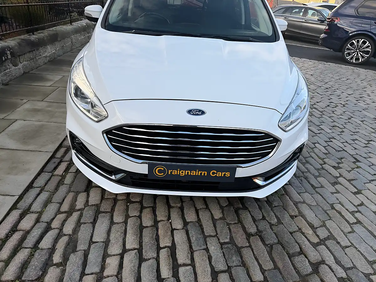 Used 2020 Ford Galaxy Titanium Frozen White - Interior and Exterior details 11