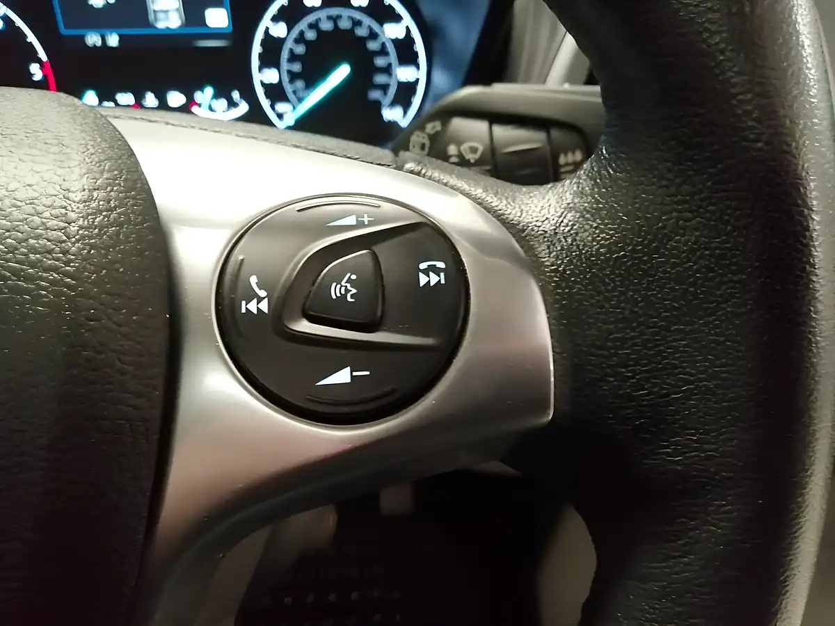Used 2020 Ford Grand Tourneo Connect Titanium Grey - Interior and Exterior details 10