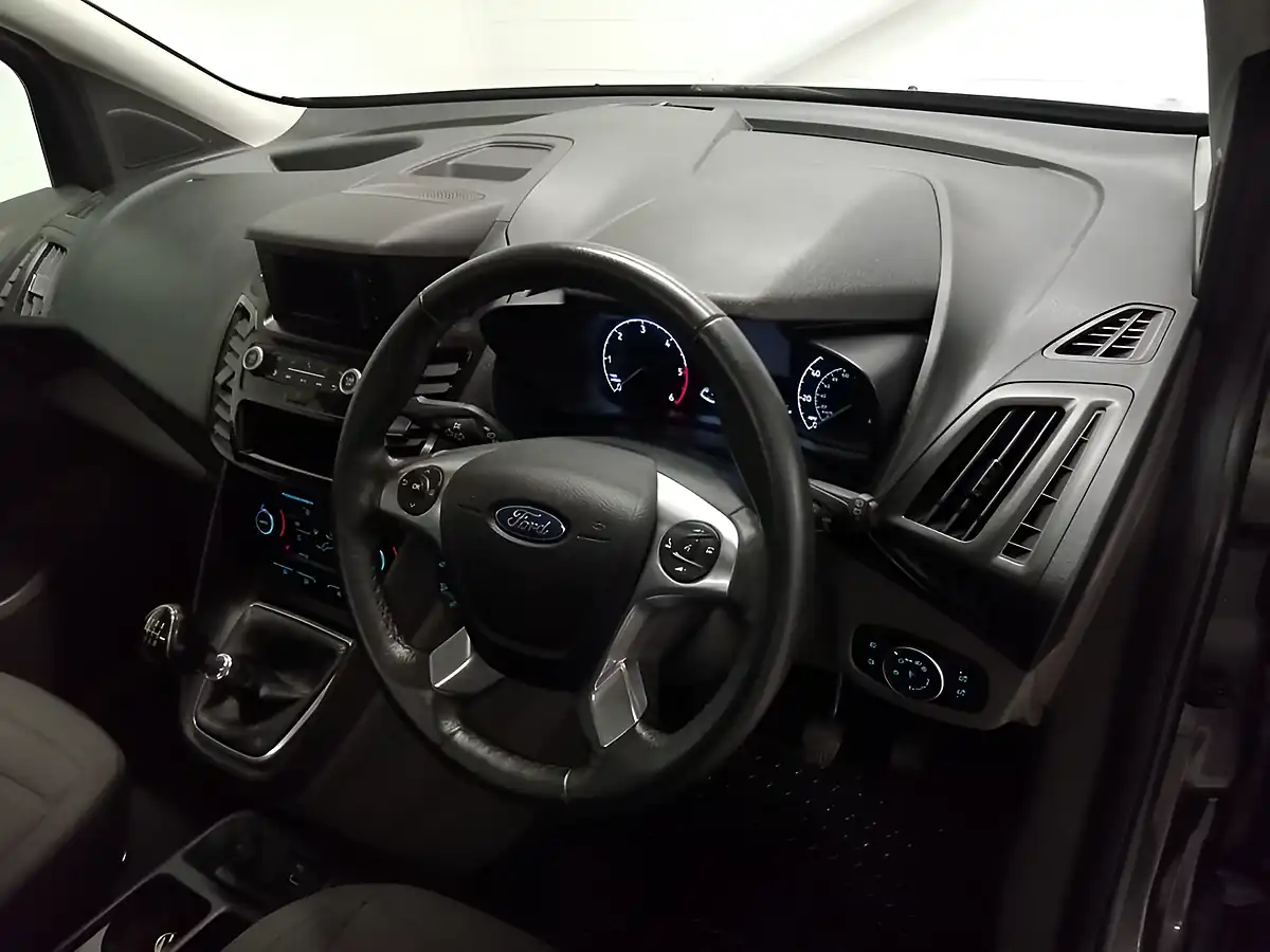 Used 2020 Ford Grand Tourneo Connect Titanium Grey - Interior and Exterior details 6