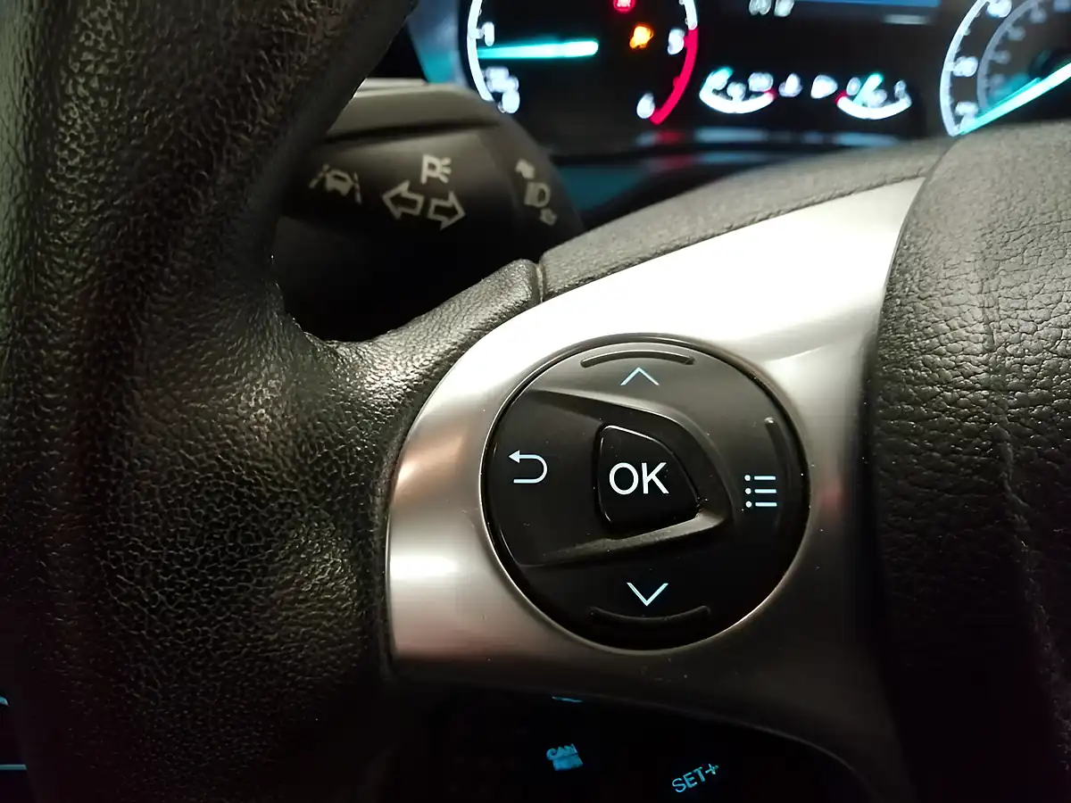 Used 2020 Ford Grand Tourneo Connect Titanium Grey - Interior and Exterior details 9