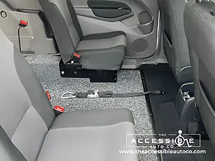 Used 2020 Ford Grand Tourneo Connect Titanium Silver - Interior and Exterior details 13