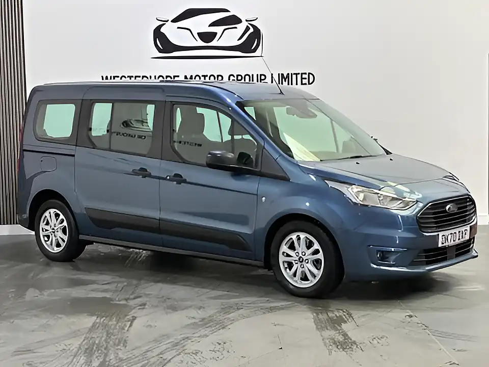 Used 2020 Ford Grand Tourneo Connect Zetec Blue - Interior and Exterior details 11