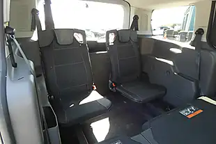 Used 2020 Ford Grand Tourneo Connect Zetec Silver - Interior and Exterior details 16