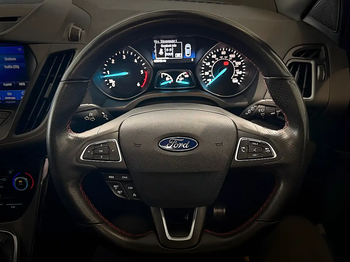 Used 2020 Ford Kuga ST-Line Edition White - Interior and Exterior details 17
