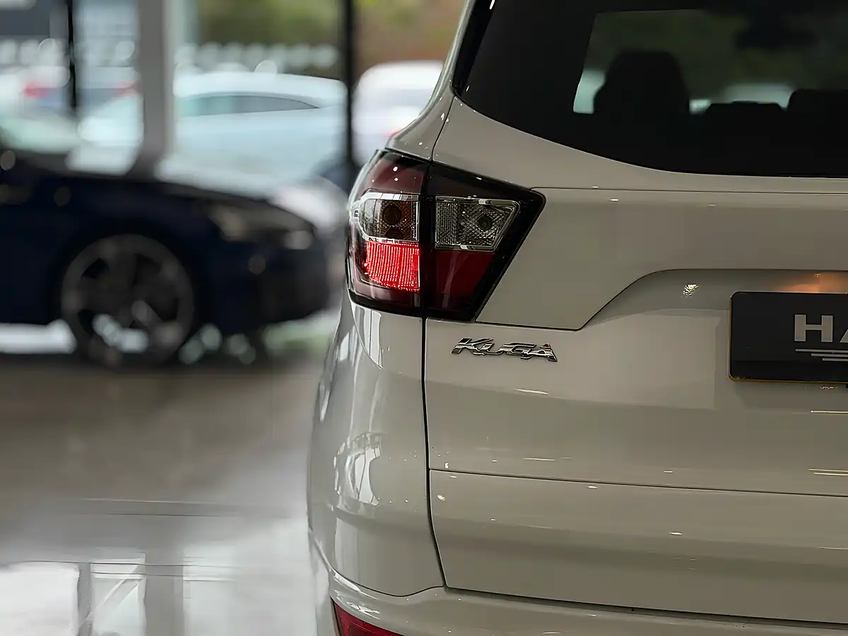 Used 2020 Ford Kuga ST-Line Edition White - Interior and Exterior details 9
