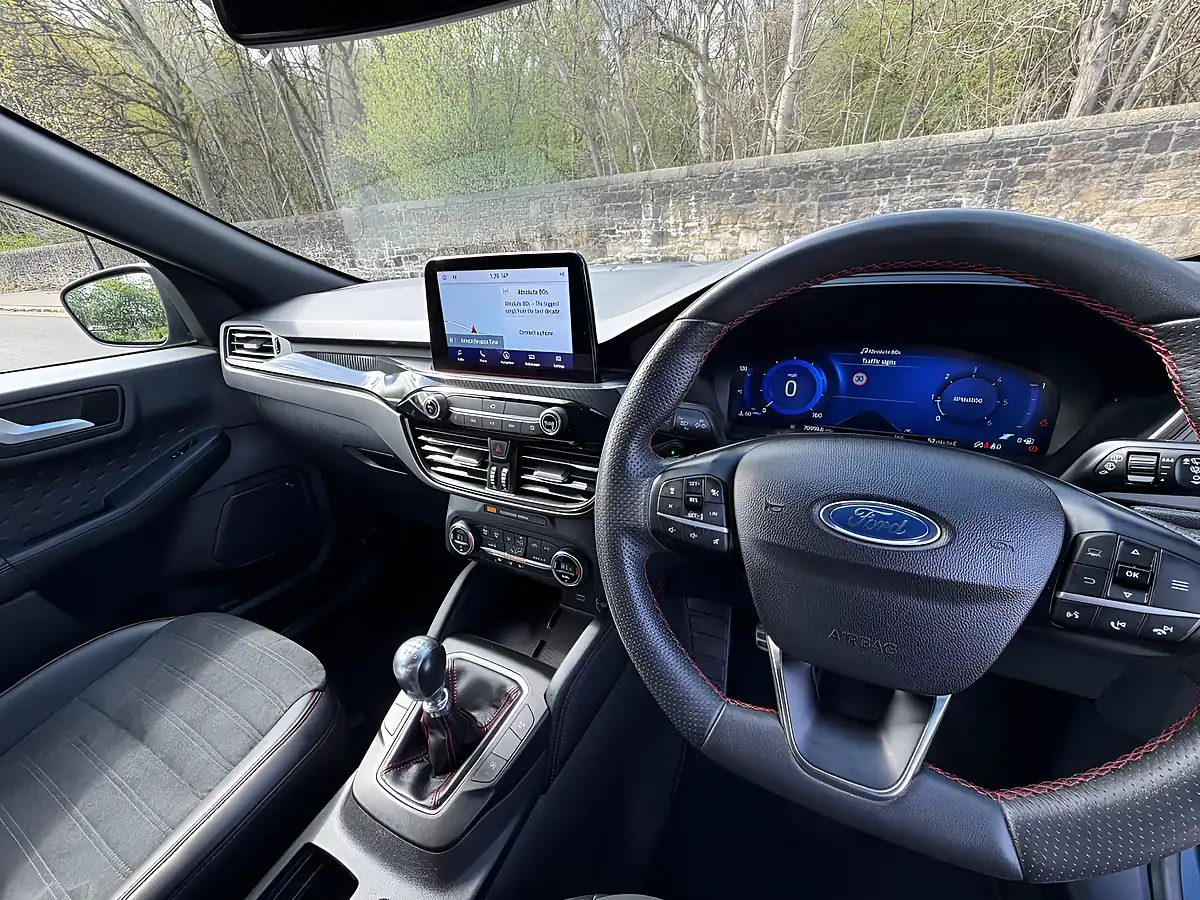 Used 2020 Ford Kuga ST-Line First Edition Blue - Interior and Exterior details 16