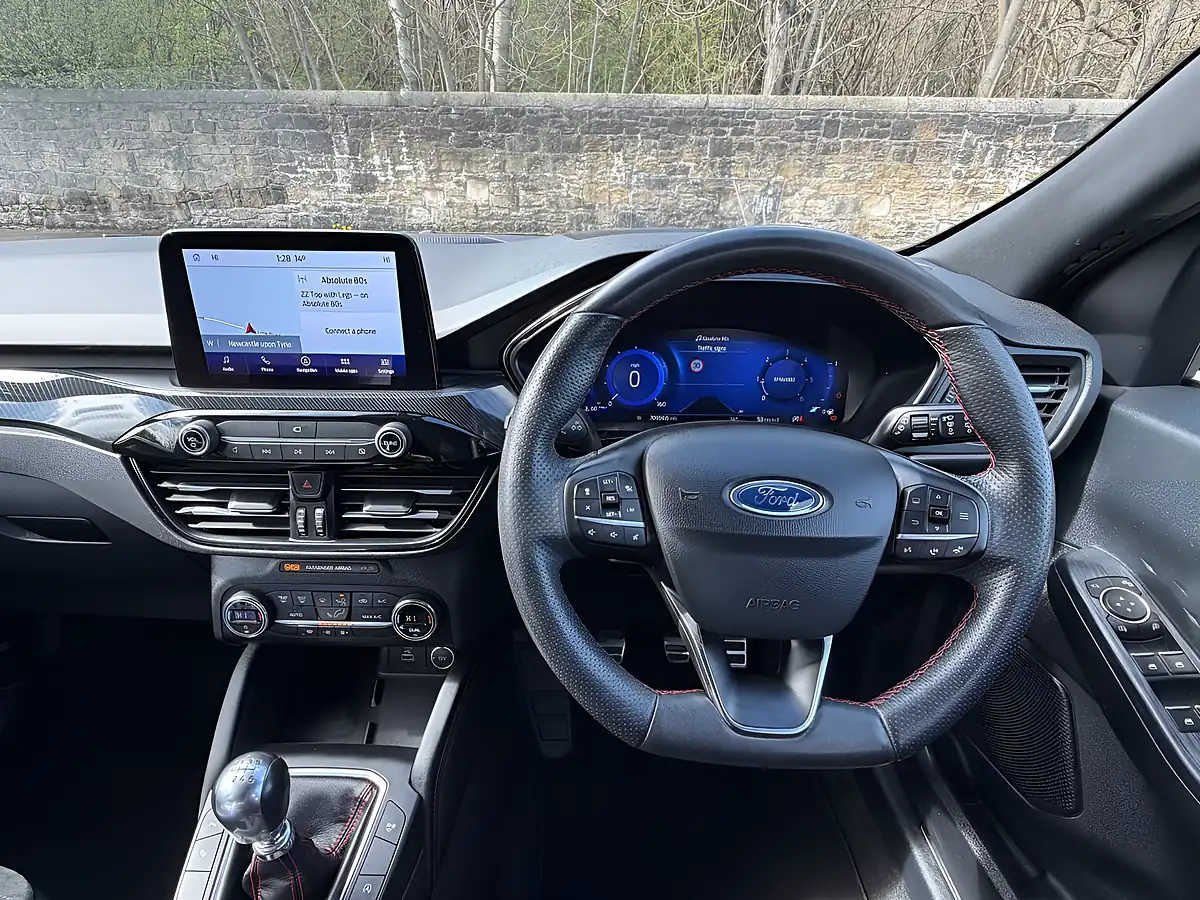 Used 2020 Ford Kuga ST-Line First Edition Blue - Interior and Exterior details 4