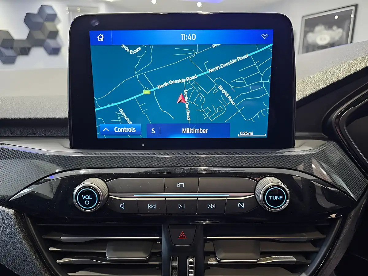 Used 2020 Ford Kuga ST-Line First Edition Blue - Interior and Exterior details 11