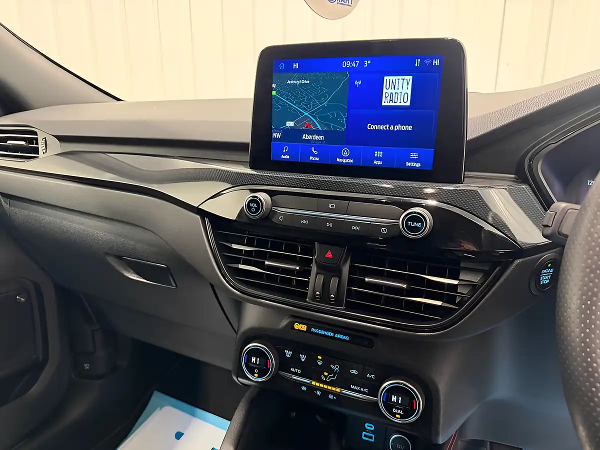 Used 2020 Ford Kuga ST-Line First Edition Frozen White - Interior and Exterior details 17