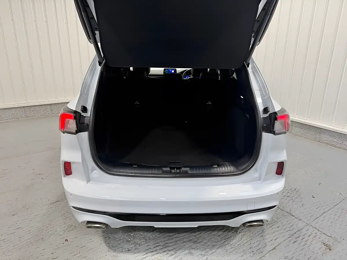 Used 2020 Ford Kuga ST-Line First Edition Frozen White - Interior and Exterior details 9