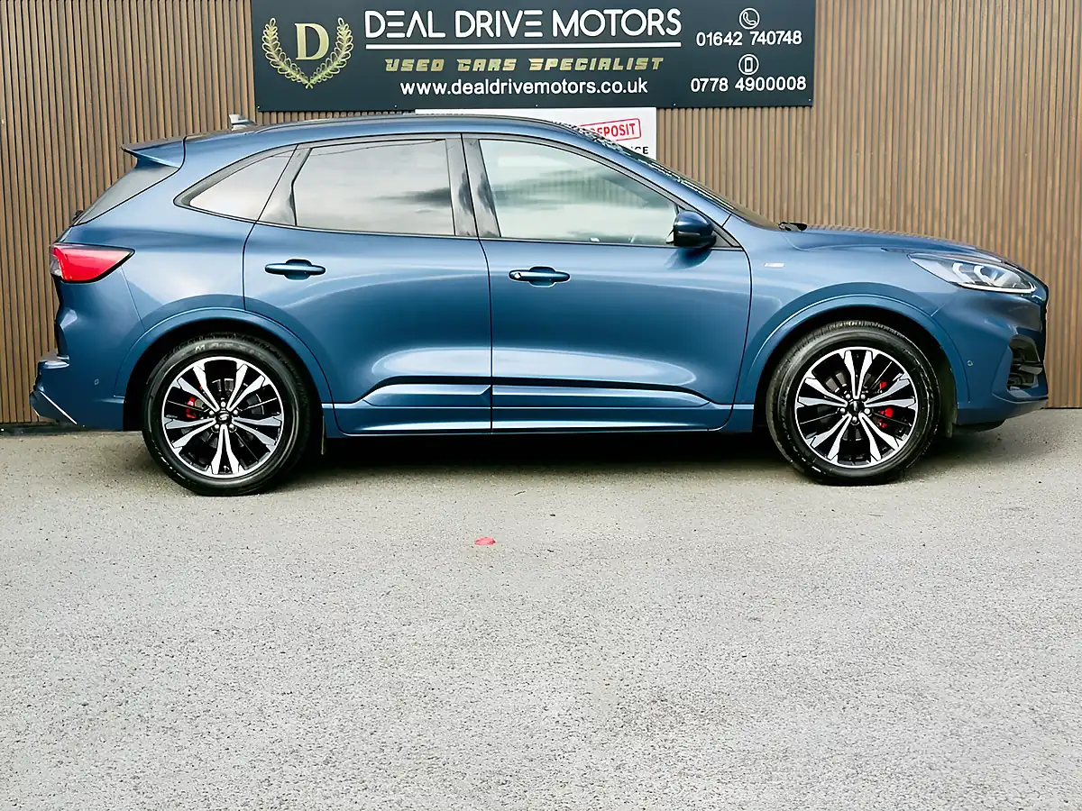 Used 2020 Ford Kuga ST-Line X Blue - Interior and Exterior details 8