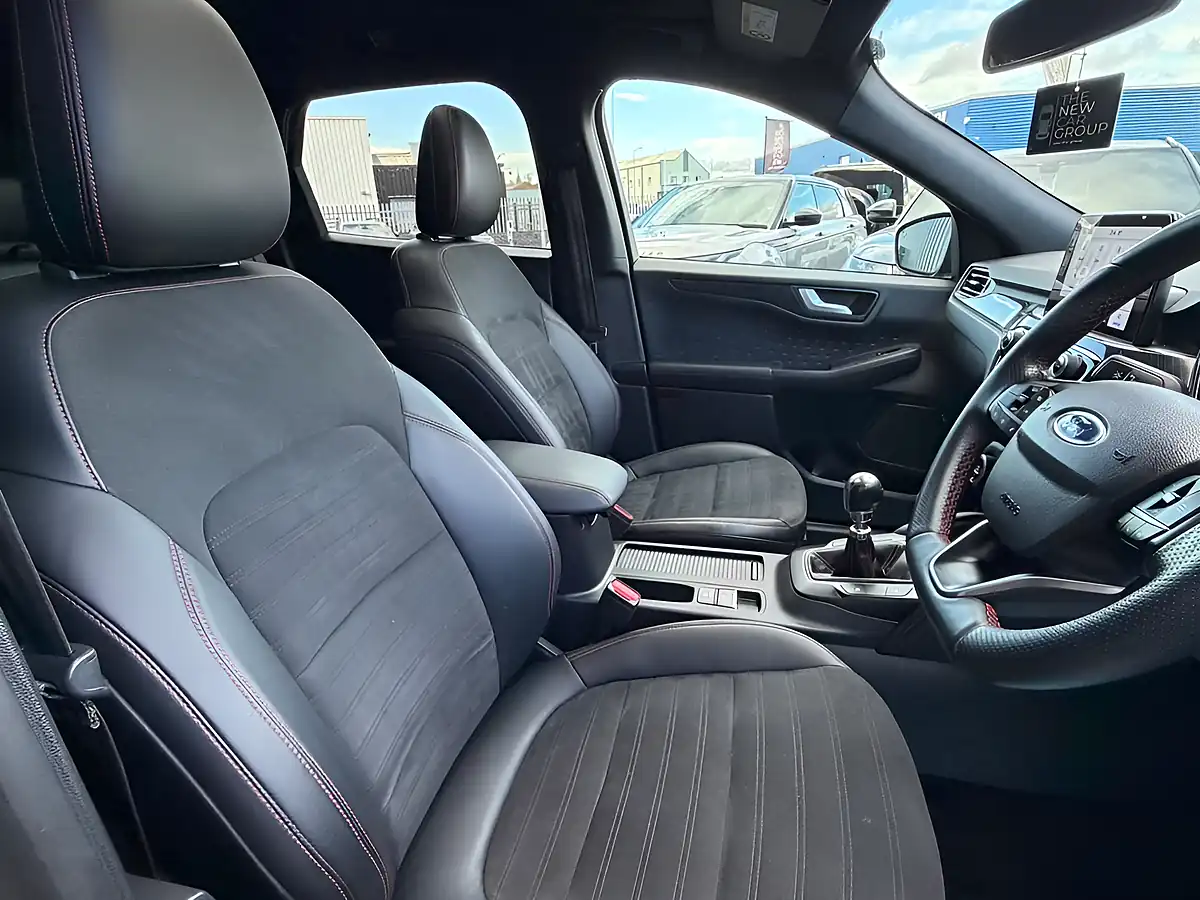 Used 2020 Ford Kuga ST-Line X First Edition Black - Interior and Exterior details 11