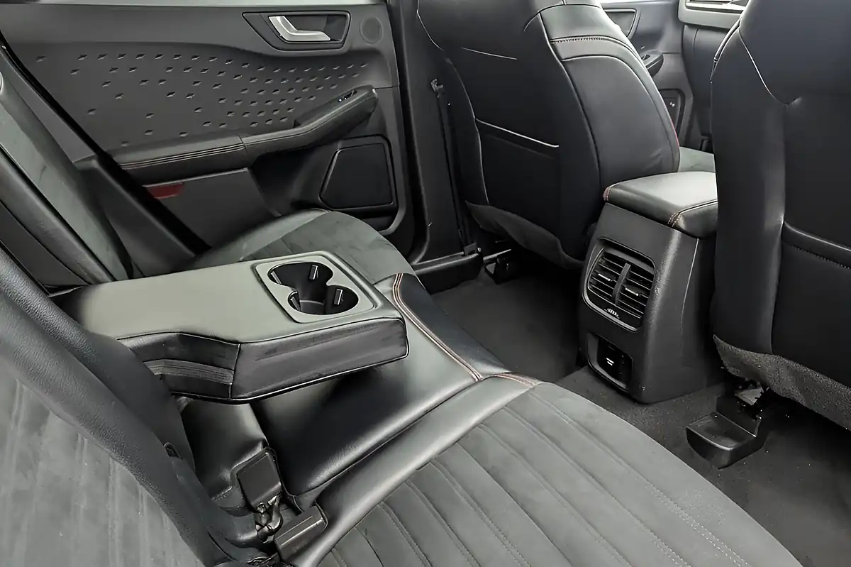 Used 2020 Ford Kuga ST-Line X First Edition Grey - Interior and Exterior details 17
