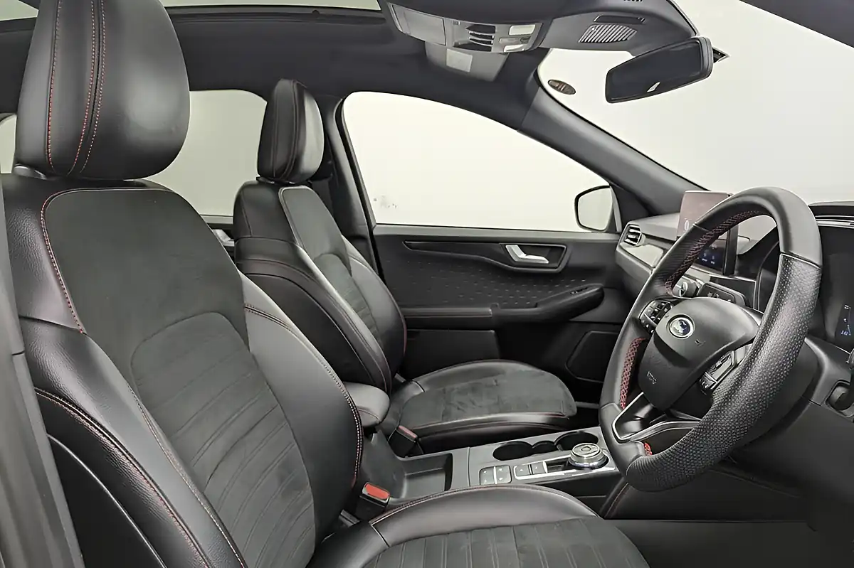 Used 2020 Ford Kuga ST-Line X First Edition Grey - Interior and Exterior details 3