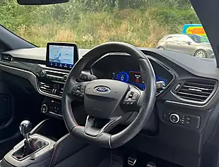 Used 2020 Ford Kuga ST-Line X Frozen White - Interior and Exterior details 11