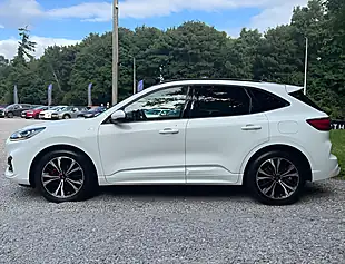 Used 2020 Ford Kuga ST-Line X Frozen White - Interior and Exterior details 6