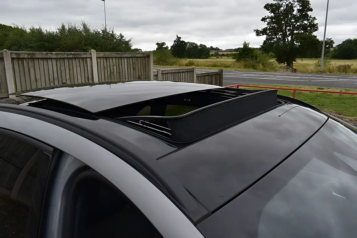 Used 2020 Ford Kuga ST-Line X Silver - Interior and Exterior details 14