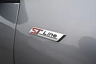 Used 2020 Ford Kuga ST-Line X Silver - Interior and Exterior details 4