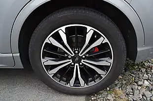 Used 2020 Ford Kuga ST-Line X Silver - Interior and Exterior details 7