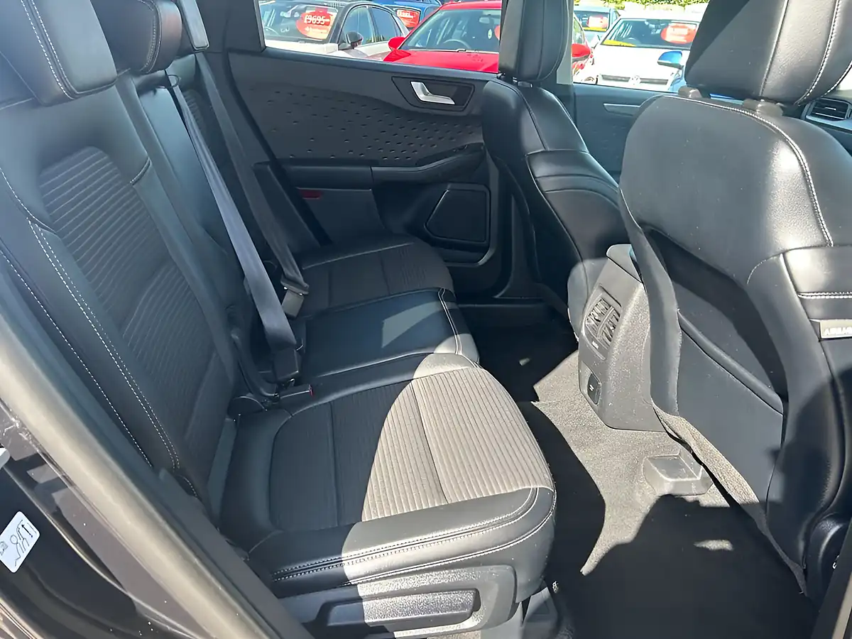 Used 2020 Ford Kuga Titanium First Edition Black - Interior and Exterior details 6