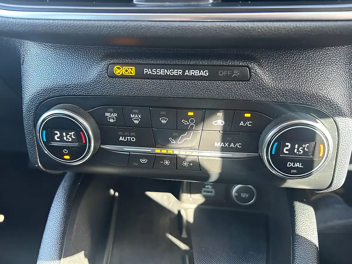 Used 2020 Ford Kuga Titanium First Edition Black - Interior and Exterior details 9