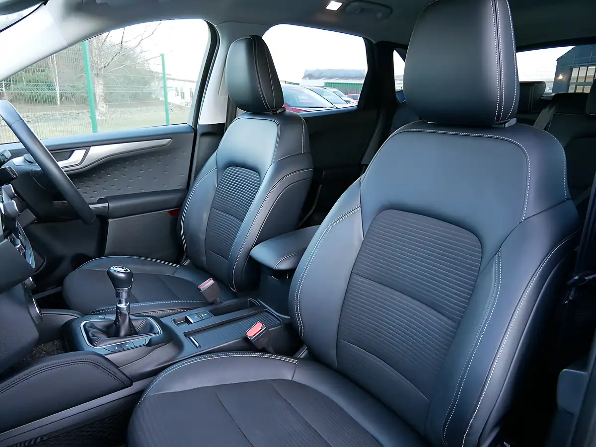 Used 2020 Ford Kuga Titanium First Edition Chrome Blue - Interior and Exterior details 13