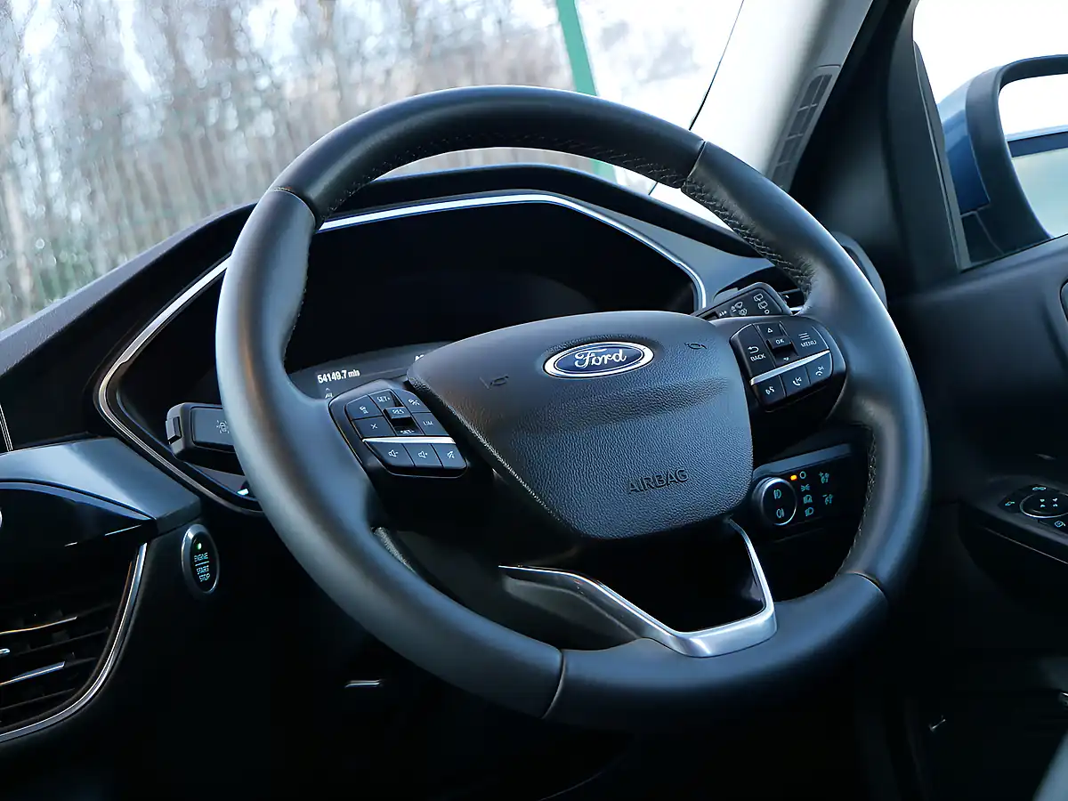 Used 2020 Ford Kuga Titanium First Edition Chrome Blue - Interior and Exterior details 17