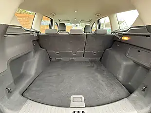 Used 2020 Ford Kuga Zetec Frozen White - Interior and Exterior details 16