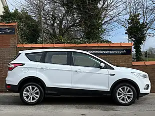 Used 2020 Ford Kuga Zetec Frozen White - Interior and Exterior details 3