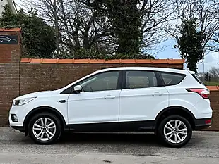 Used 2020 Ford Kuga Zetec Frozen White - Interior and Exterior details 4
