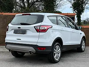 Used 2020 Ford Kuga Zetec Frozen White - Interior and Exterior details 5
