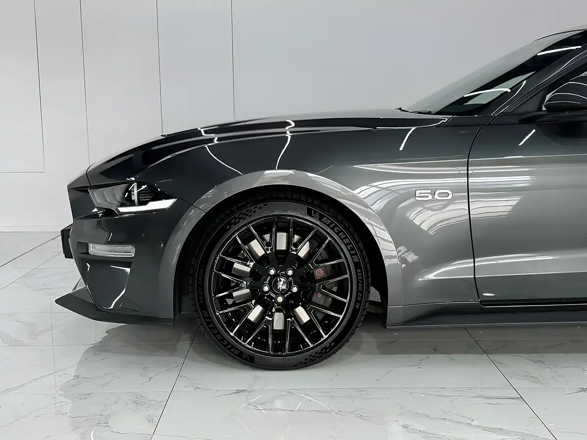 Used 2020 Ford Mustang GT Grey - Interior and Exterior details 13