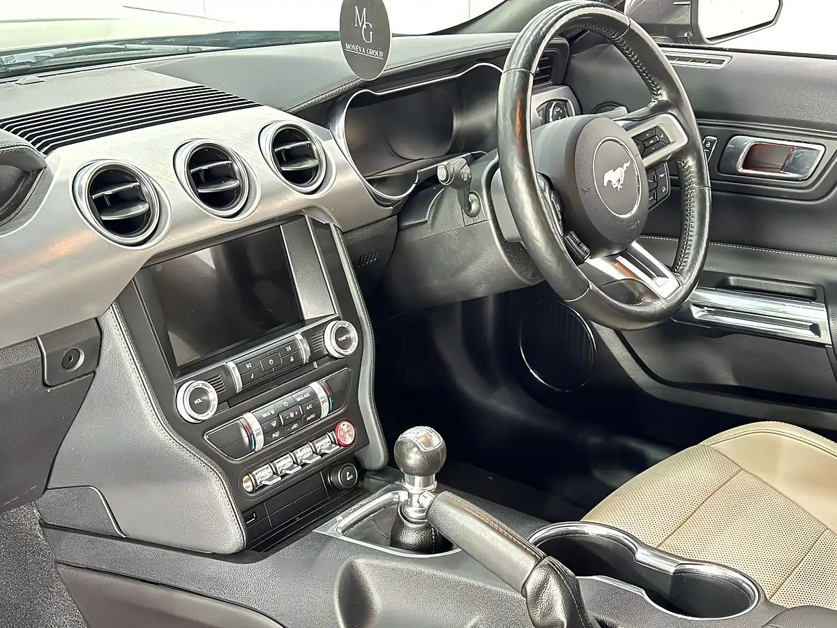 Used 2020 Ford Mustang GT Grey - Interior and Exterior details 7