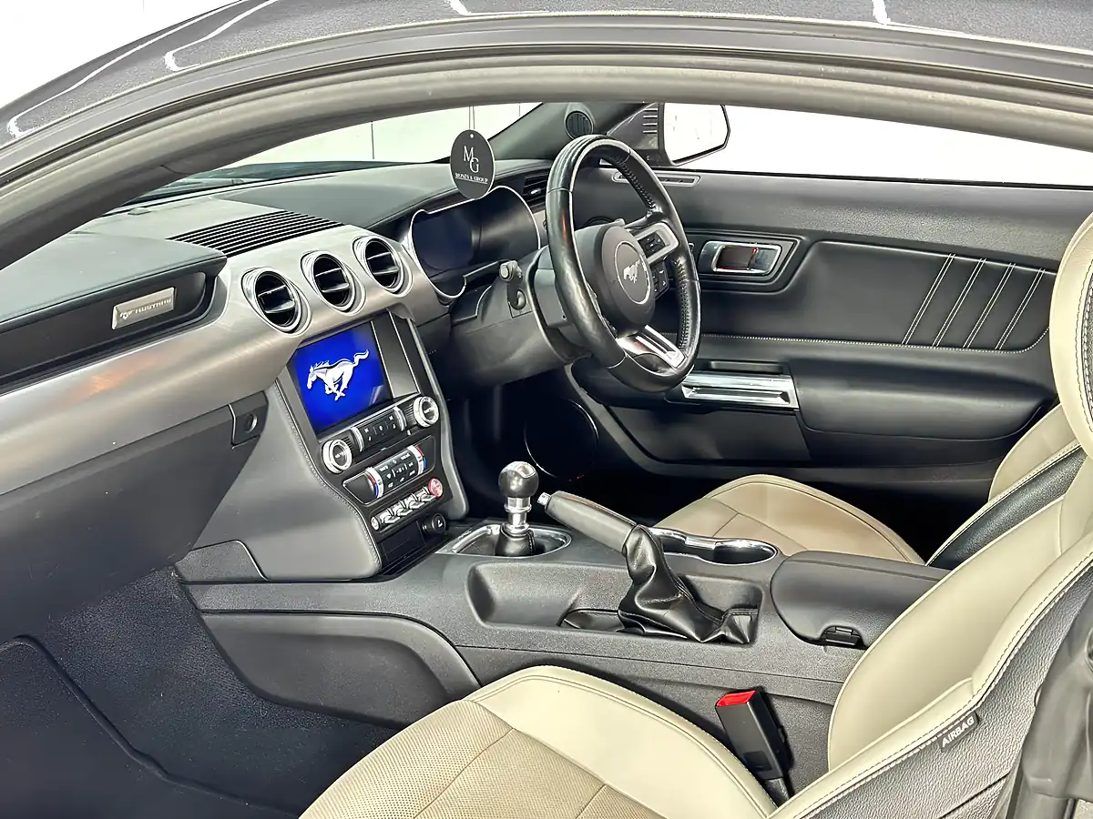Used 2020 Ford Mustang GT Grey - Interior and Exterior details 8