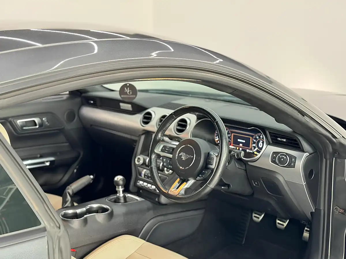 Used 2020 Ford Mustang GT Grey - Interior and Exterior details 9
