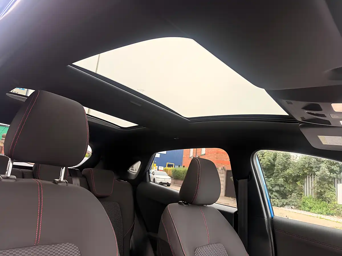 Used 2020 Ford Puma ST-Line Blue - Interior and Exterior details 20