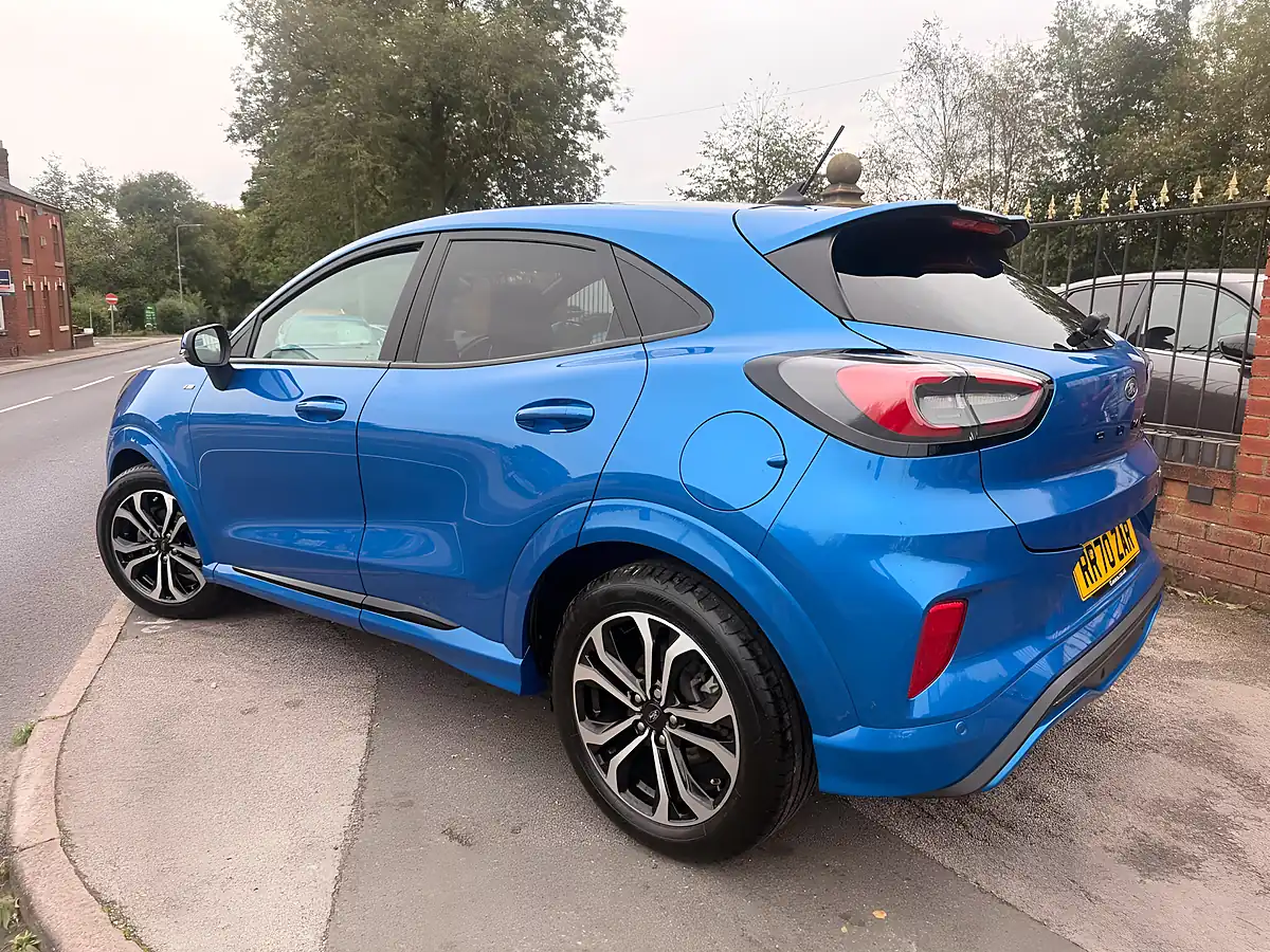 Used 2020 Ford Puma ST-Line Blue - Interior and Exterior details 7