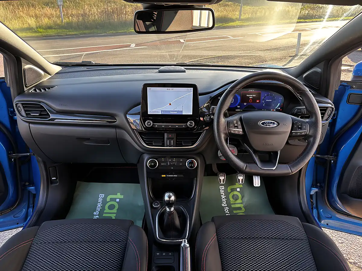 Used 2020 Ford Puma ST-Line Blue - Interior and Exterior details 13