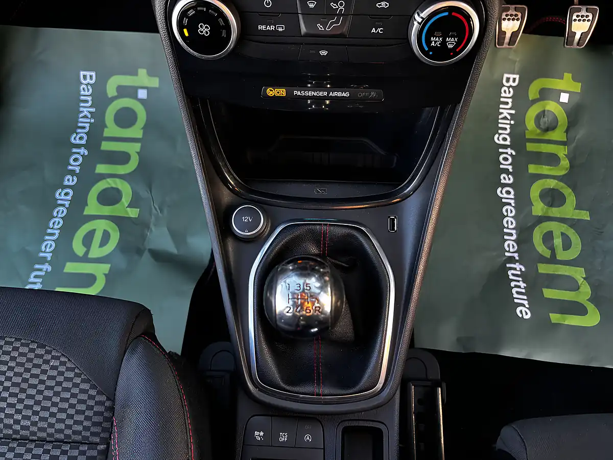 Used 2020 Ford Puma ST-Line Blue - Interior and Exterior details 18
