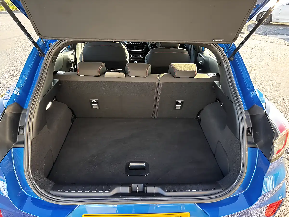 Used 2020 Ford Puma ST-Line Blue - Interior and Exterior details 20