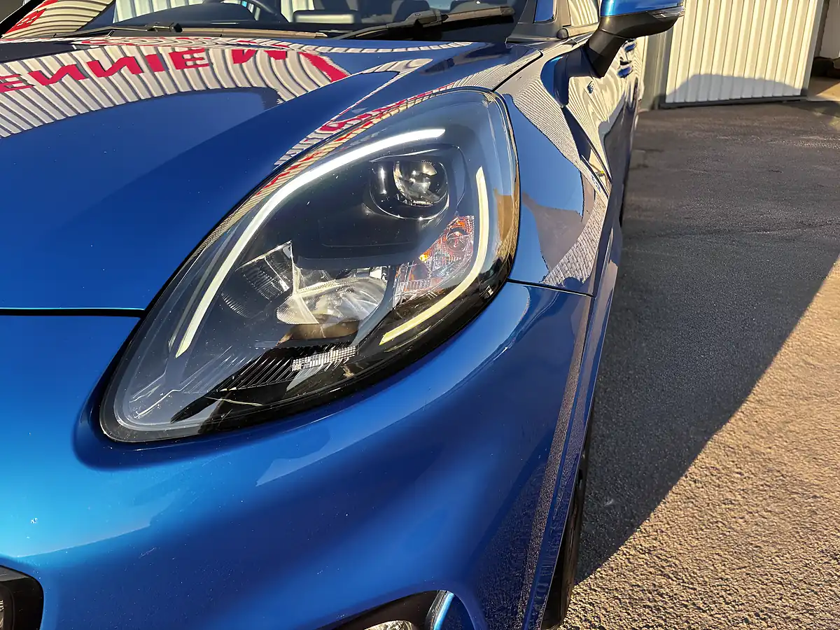 Used 2020 Ford Puma ST-Line Blue - Interior and Exterior details 8