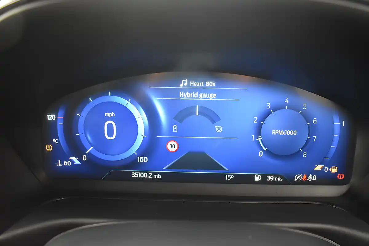 Used 2020 Ford Puma ST-Line Frozen White - Interior and Exterior details 16