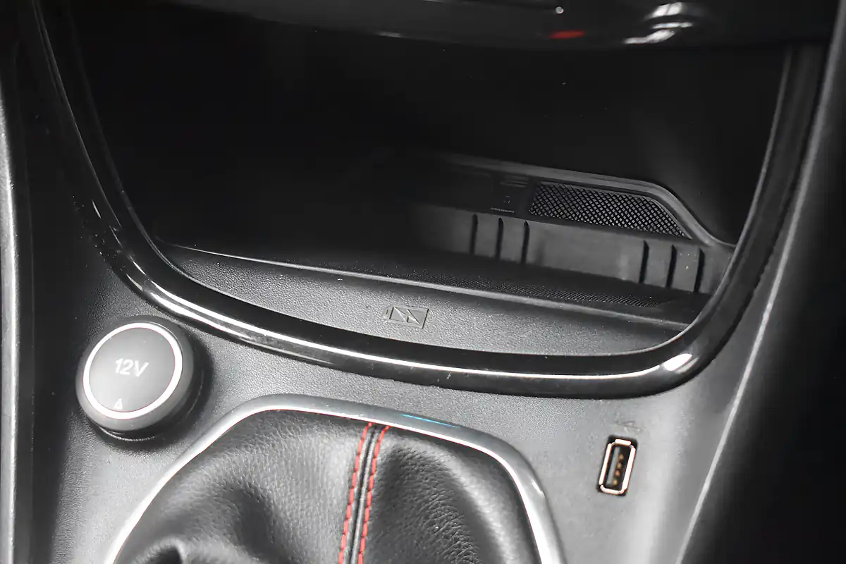 Used 2020 Ford Puma ST-Line Frozen White - Interior and Exterior details 19