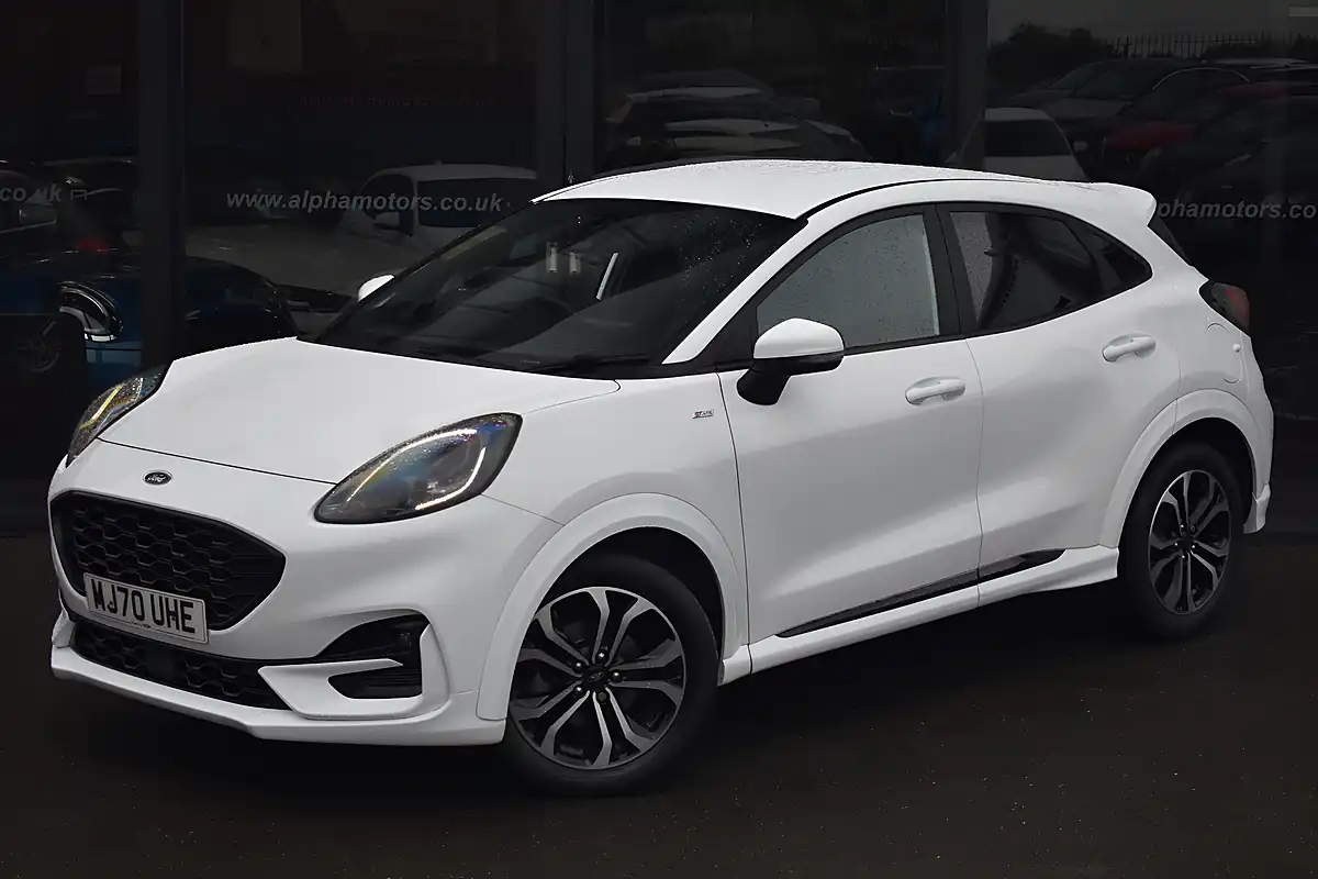 Used 2020 Ford Puma ST-Line Frozen White - Interior and Exterior details 4