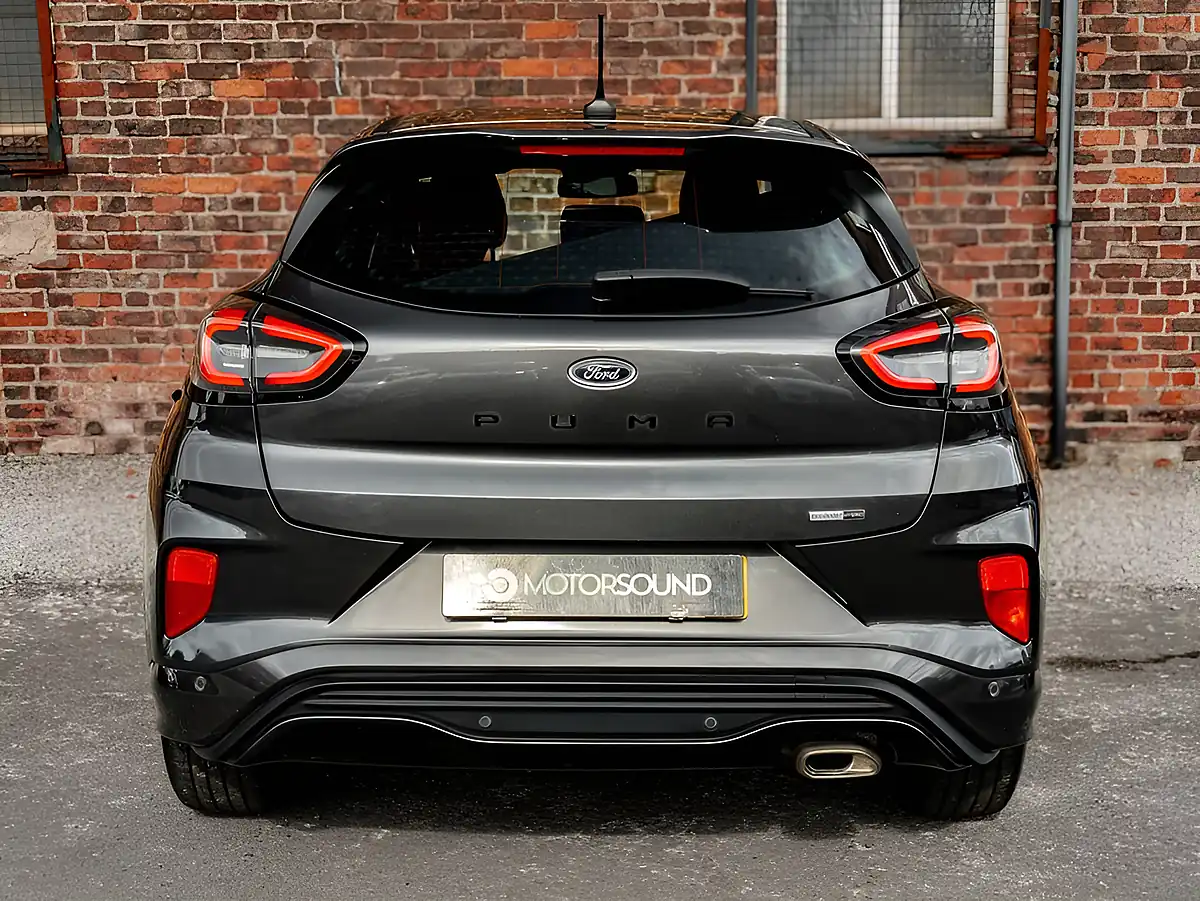 Used 2020 Ford Puma ST-Line Grey - Interior and Exterior details 11