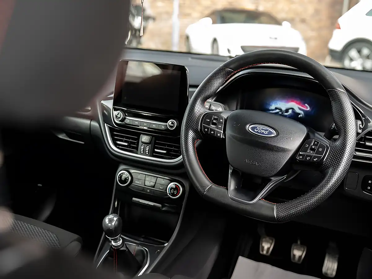 Used 2020 Ford Puma ST-Line Grey - Interior and Exterior details 12