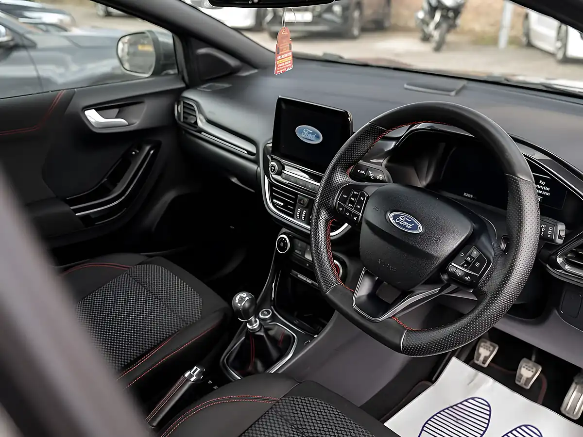 Used 2020 Ford Puma ST-Line Grey - Interior and Exterior details 2