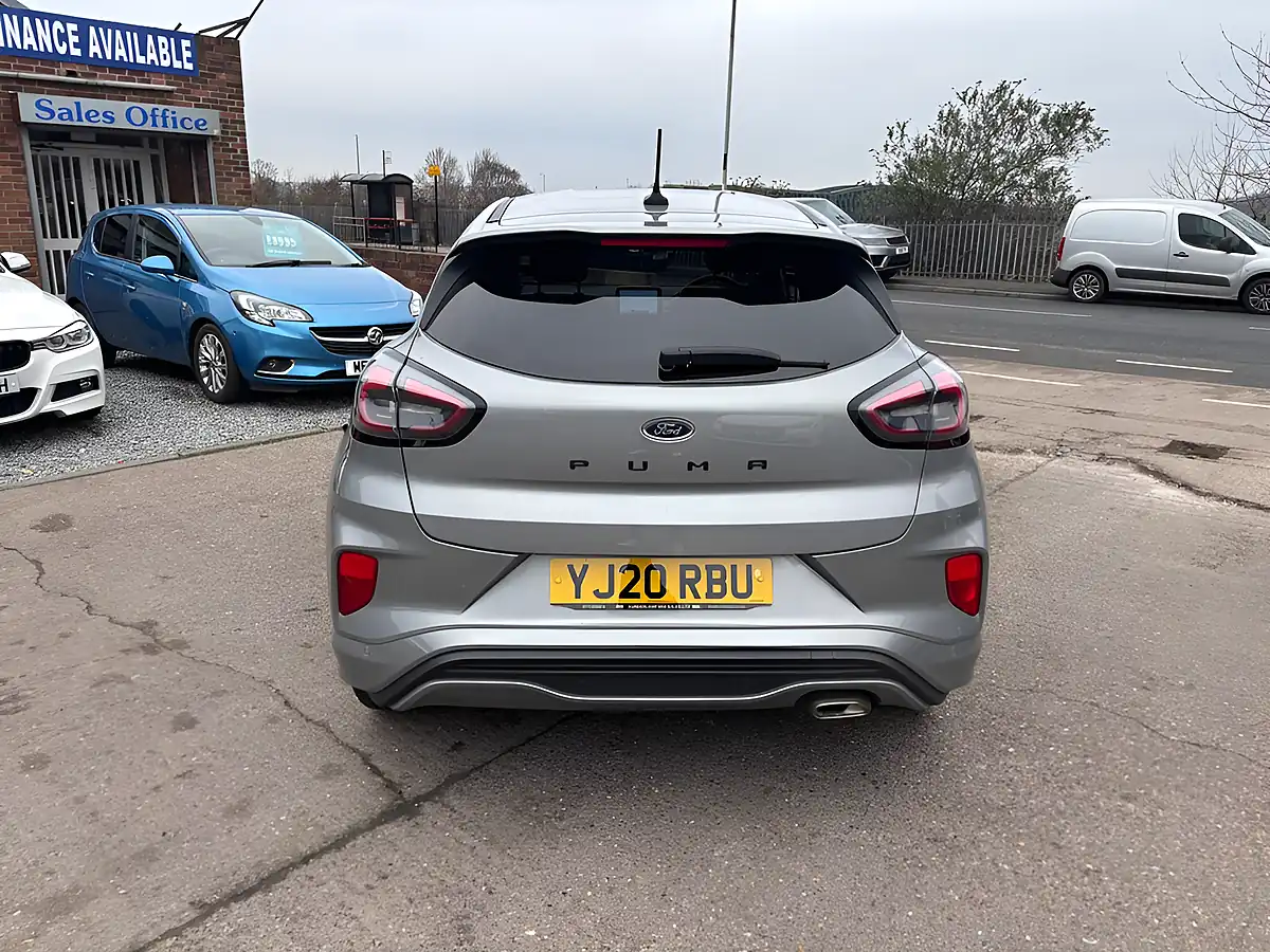 Used 2020 Ford Puma ST-Line Silver - Interior and Exterior details 8